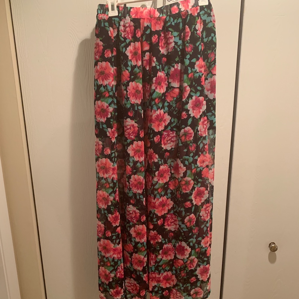 Maxi skirt